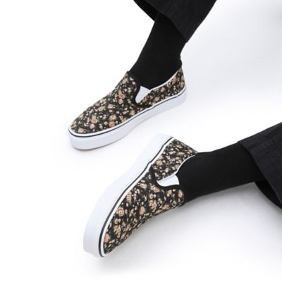 Journeys black vans slip hot sale ons