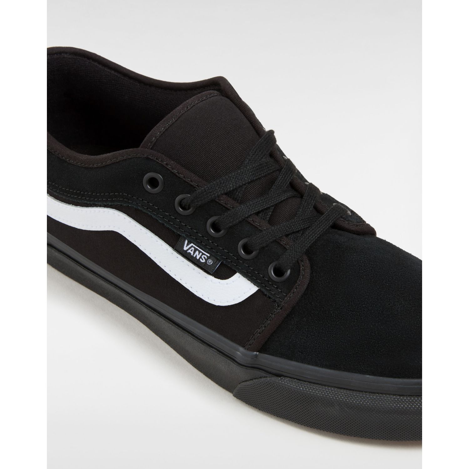 Vans chukka low pro pewter & frost grey skate on sale shoes