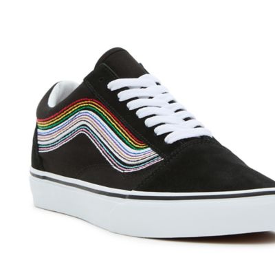 Old skool best sale vans rainbow sole