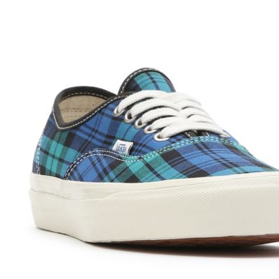 Blue best sale plaid vans