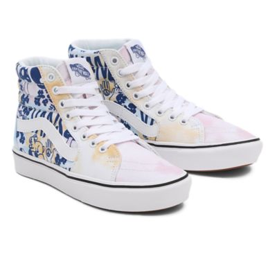 Pastel Tie Dye ComfyCush Sk8-Hi Shoes | Blue, White | Vans
